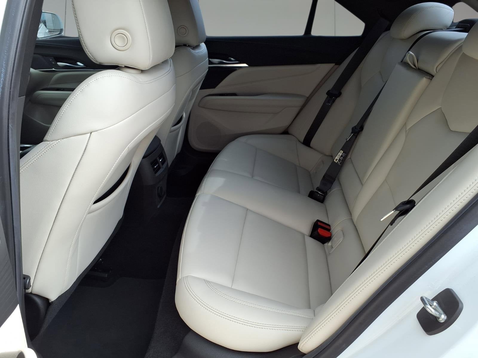 2022 Cadillac CT4 Luxury