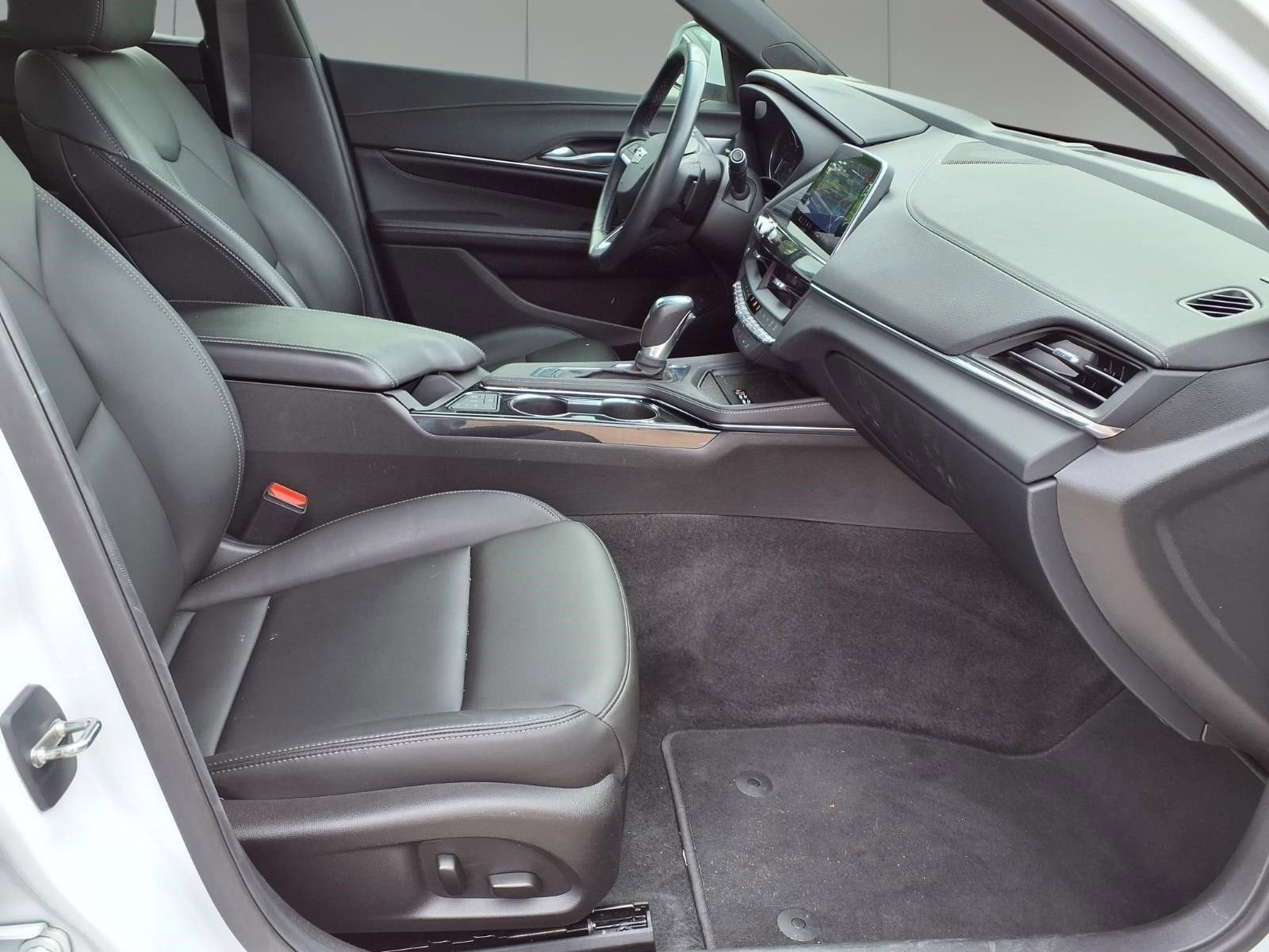 2024 Cadillac CT4 Luxury