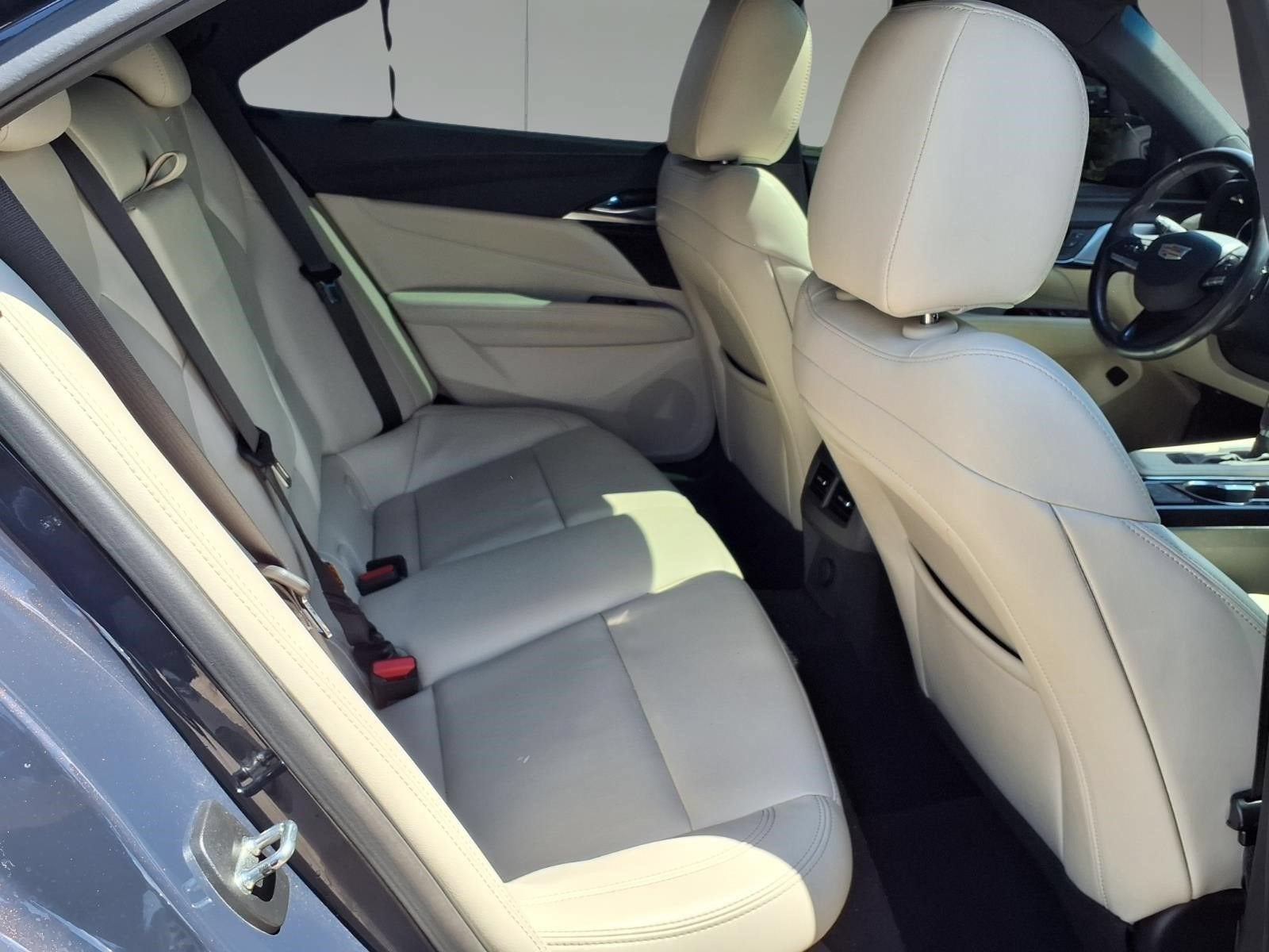 2024 Cadillac CT4 Luxury