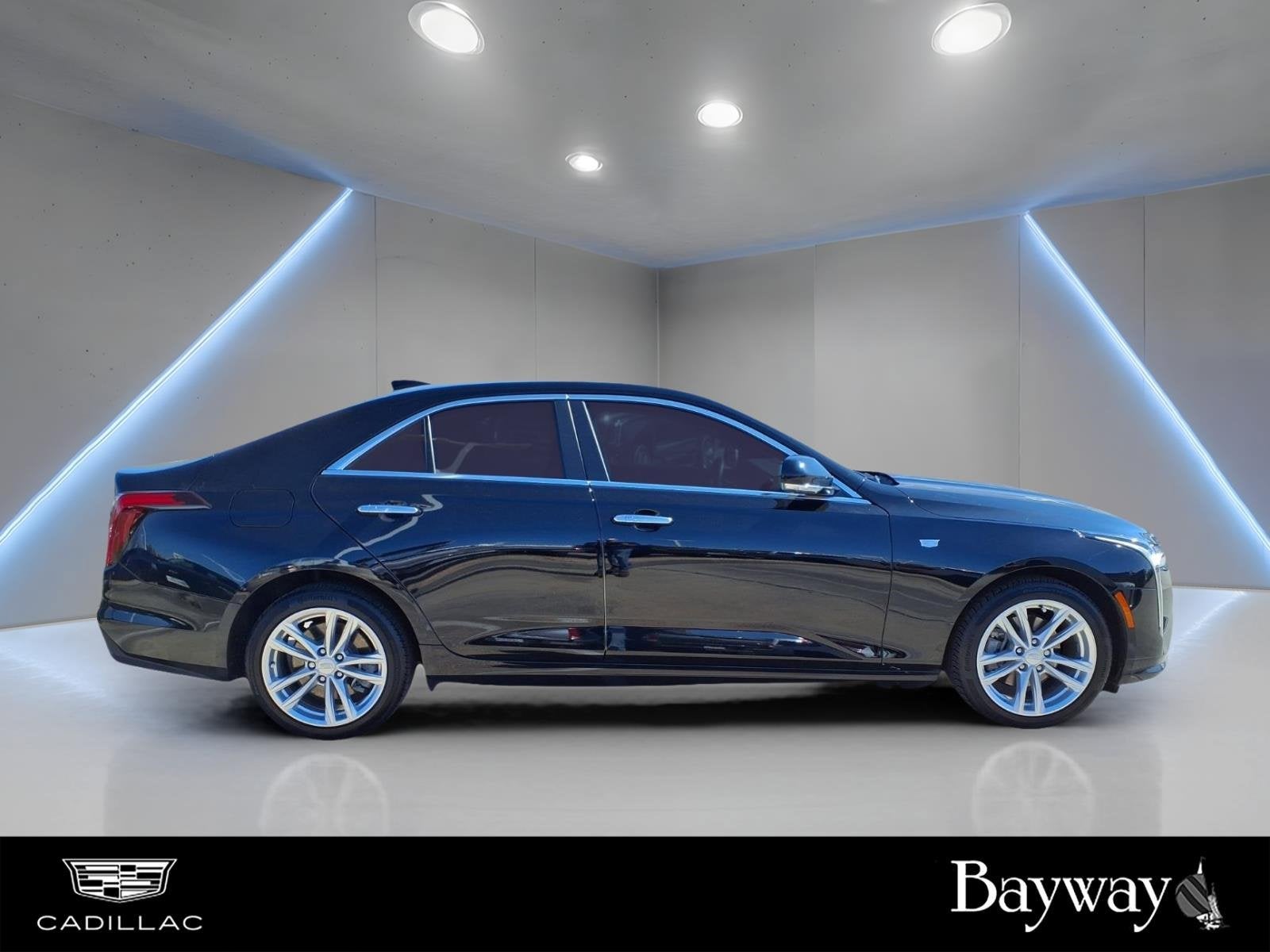 2025 Cadillac CT4 Luxury