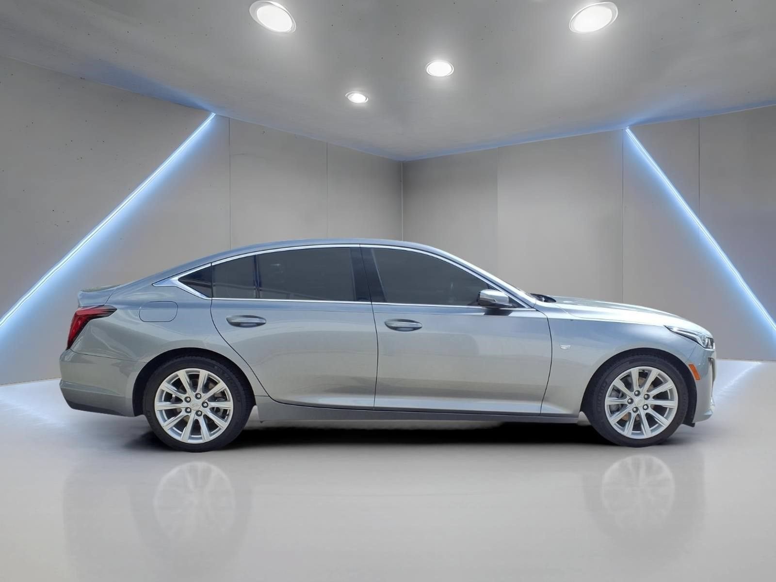 2024 Cadillac CT5 Luxury
