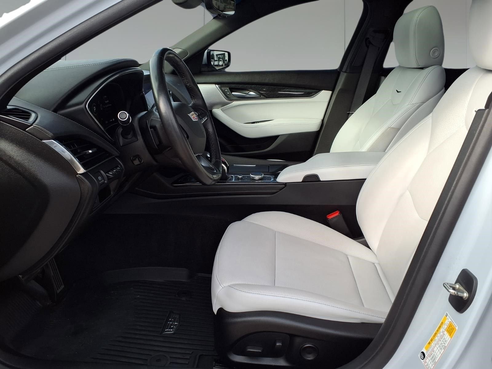 2022 Cadillac CT5 Premium Luxury