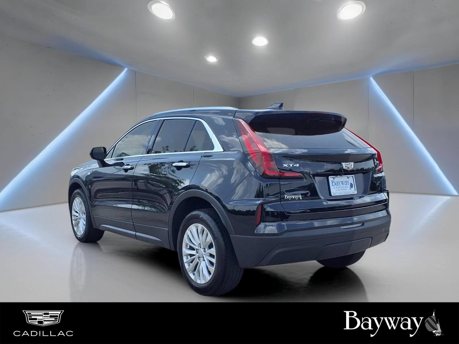 2024 Cadillac XT4 Luxury