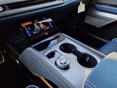 2026 Cadillac VISTIQ Premium Luxury