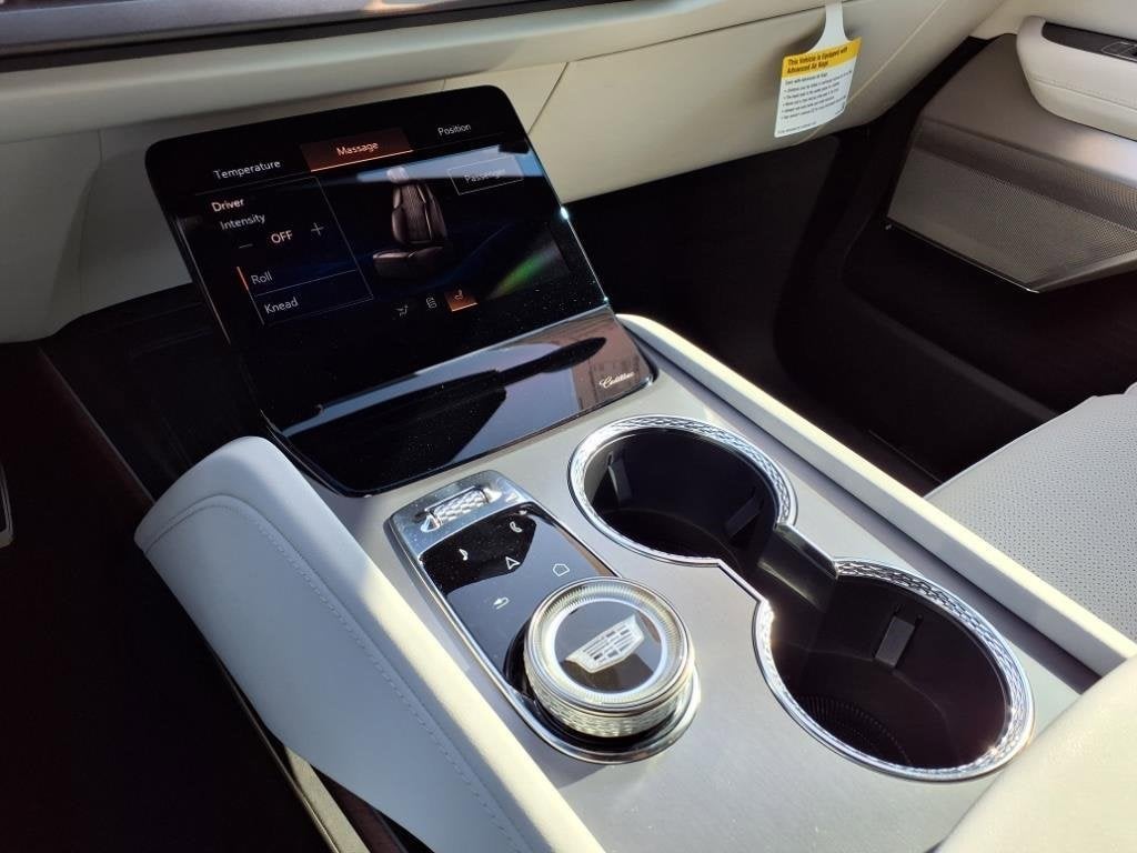 2026 Cadillac VISTIQ Sport