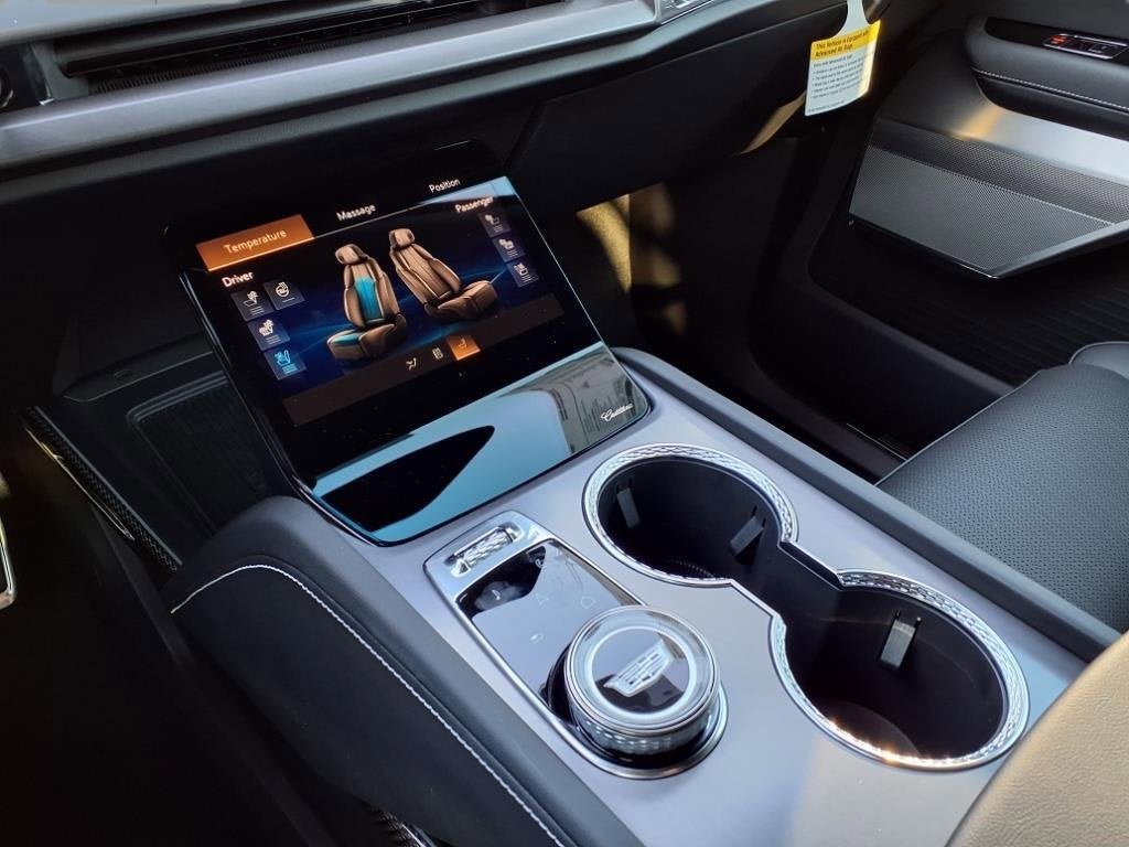 2026 Cadillac VISTIQ Sport