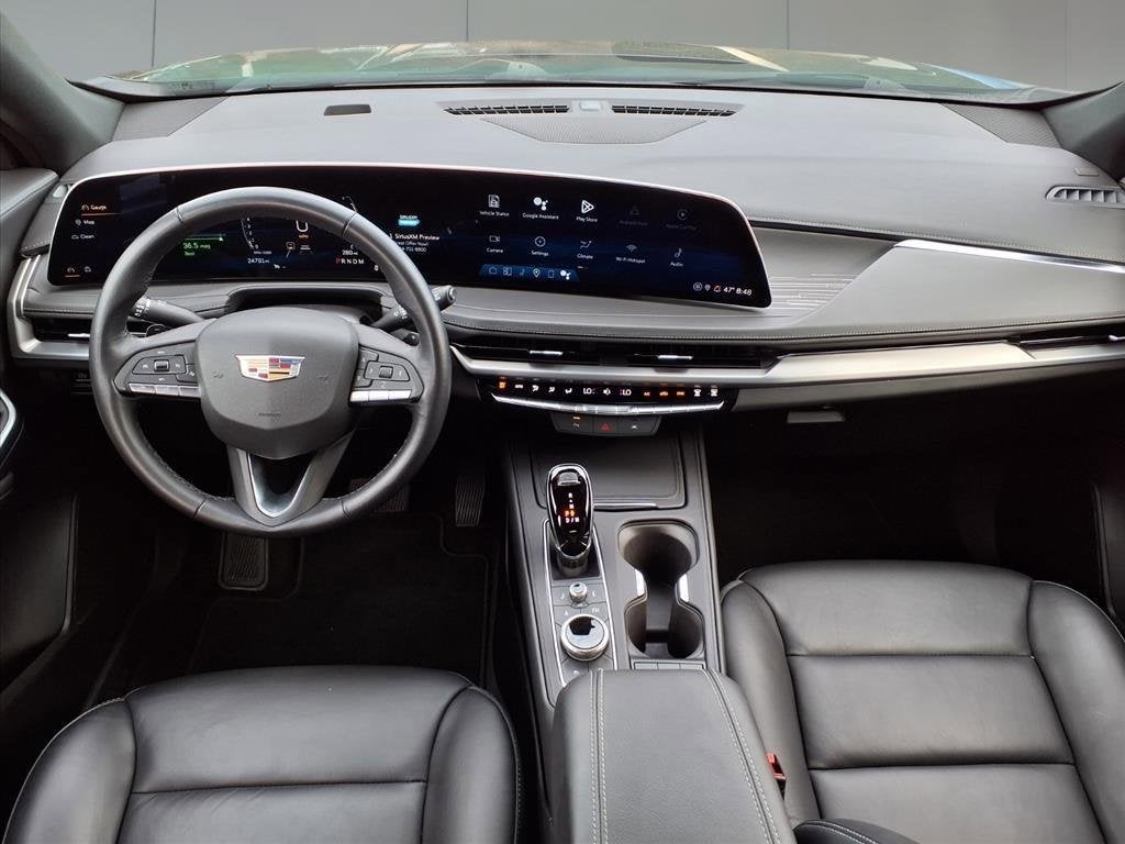 2025 Cadillac XT4 Premium Luxury