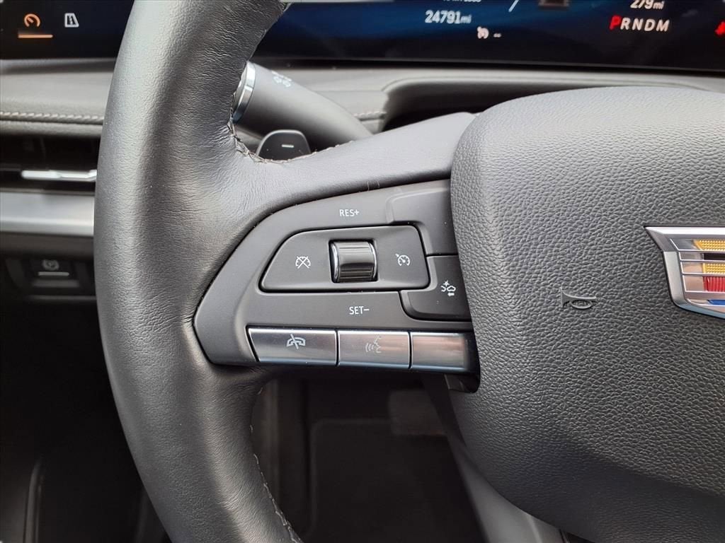 2025 Cadillac XT4 Premium Luxury