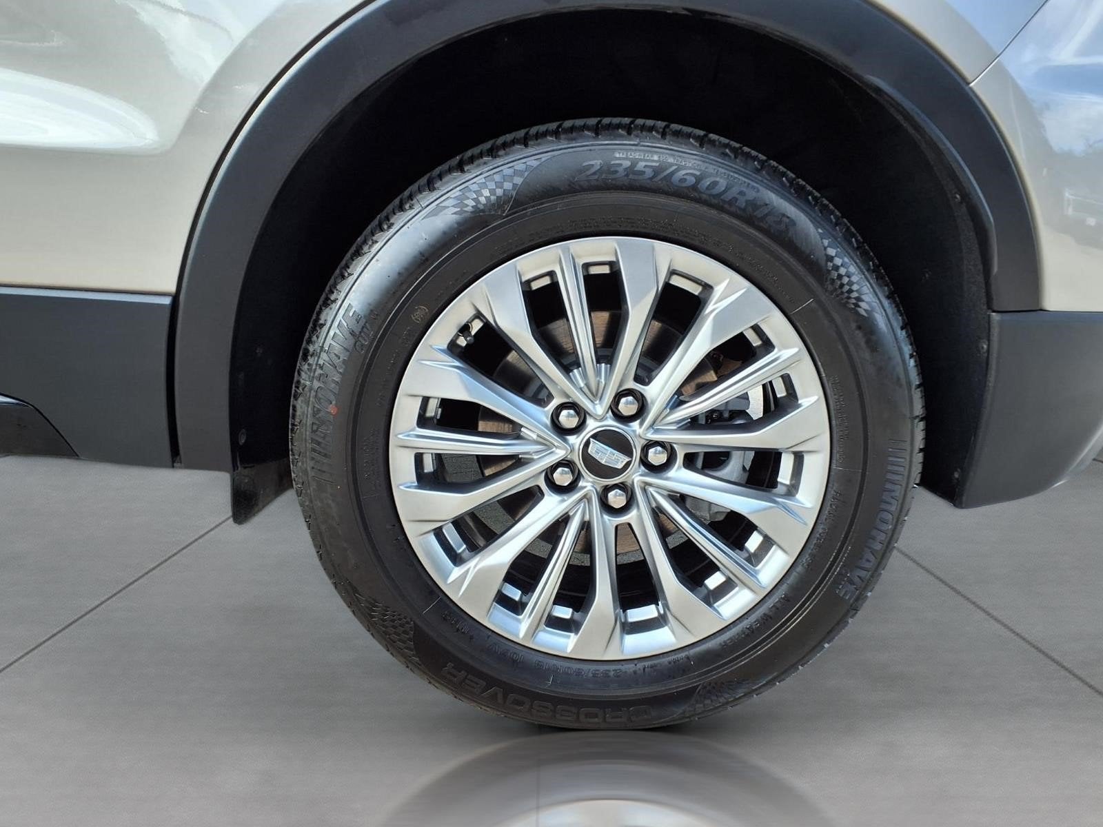 2025 Cadillac XT4 Premium Luxury