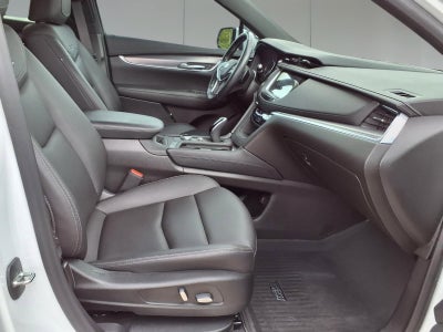 2023 Cadillac XT5 Luxury