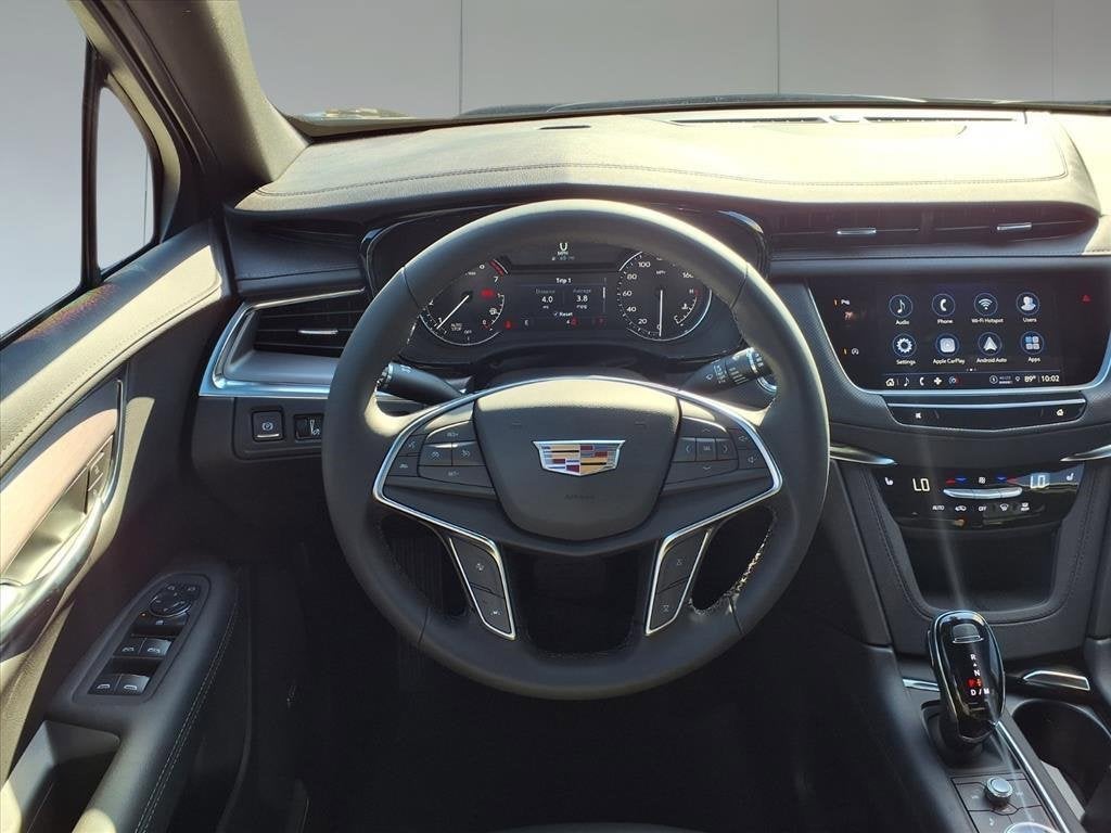 2025 Cadillac XT5 Luxury