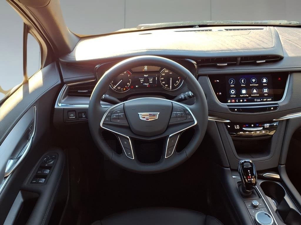 2026 Cadillac XT5 Luxury