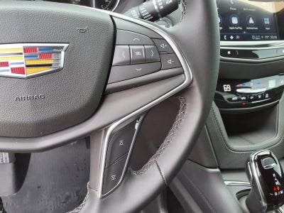 2026 Cadillac XT5 Luxury