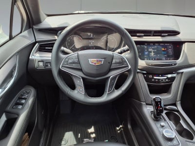 2026 Cadillac XT5 Luxury