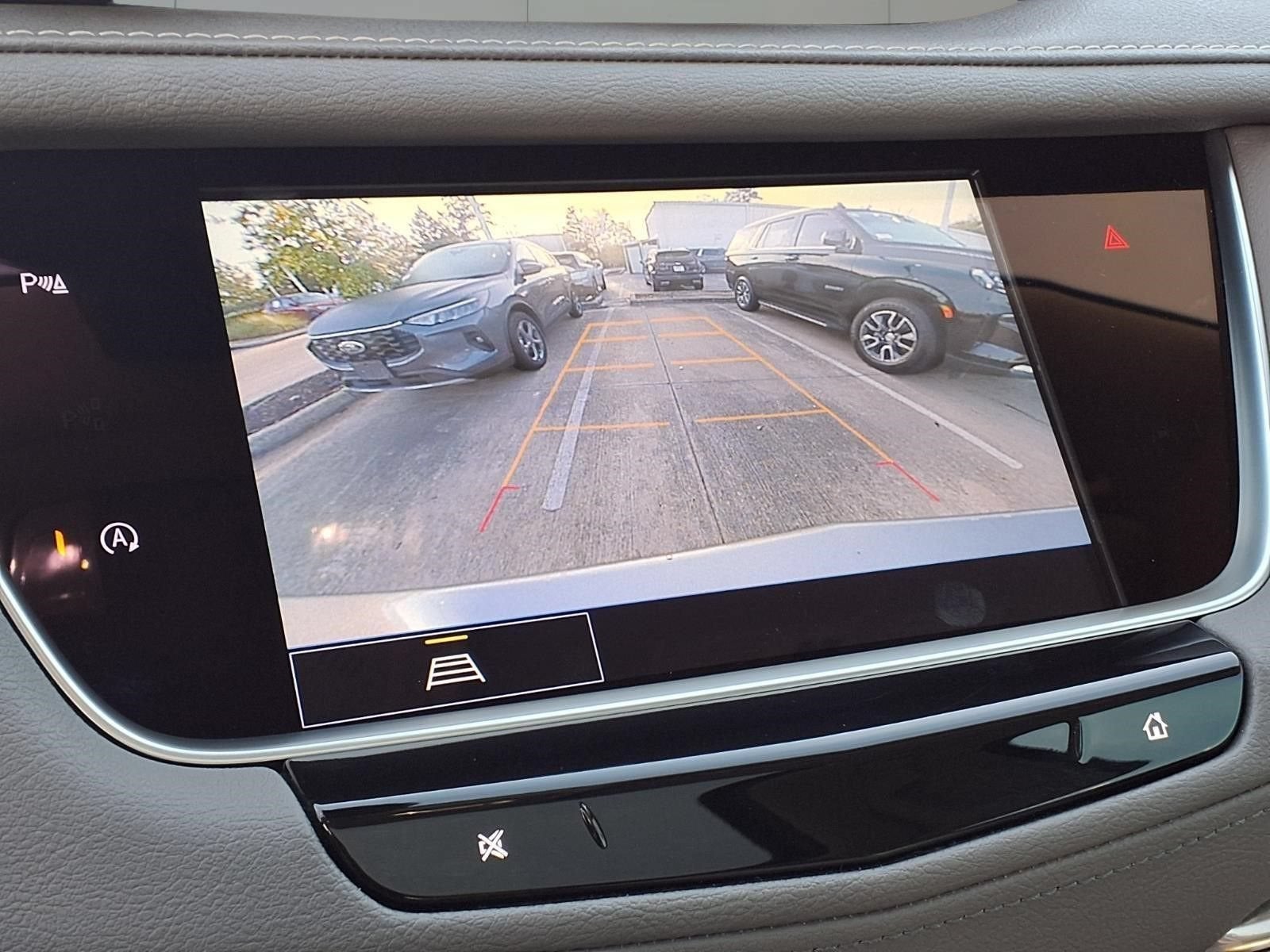 2023 Cadillac XT5 FWD Premium Luxury