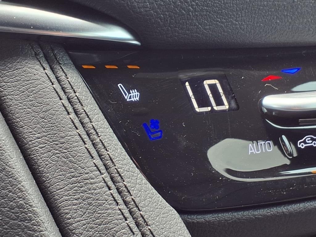 2025 Cadillac XT5 Sport