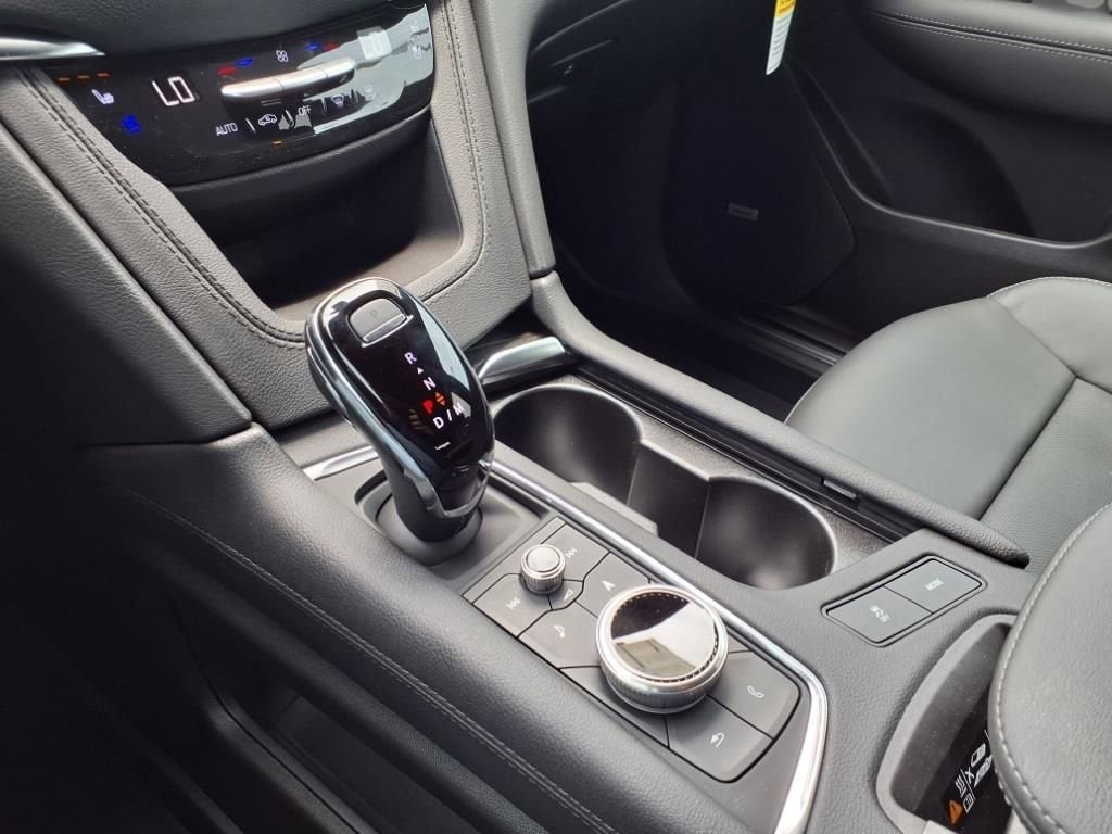 2025 Cadillac XT5 Sport