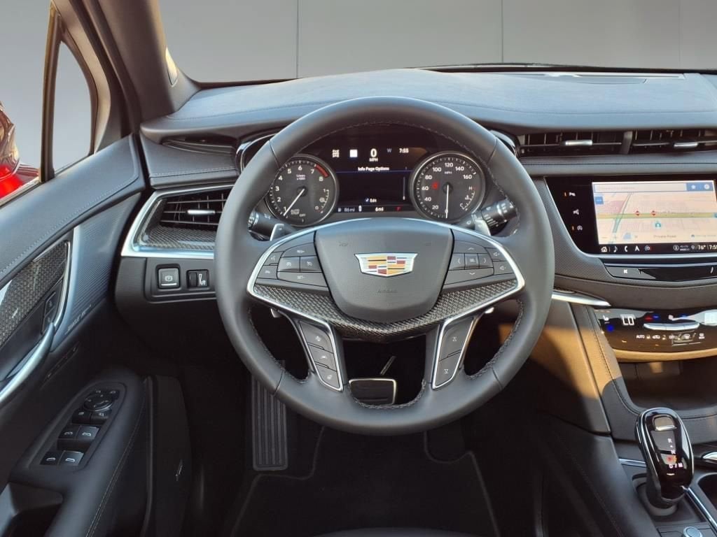2025 Cadillac XT5 Sport
