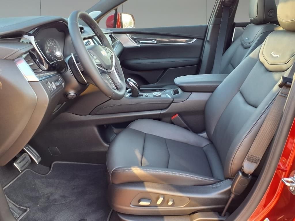 2025 Cadillac XT5 Sport