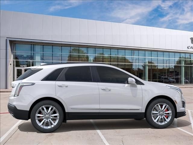 2026 Cadillac XT5 Sport