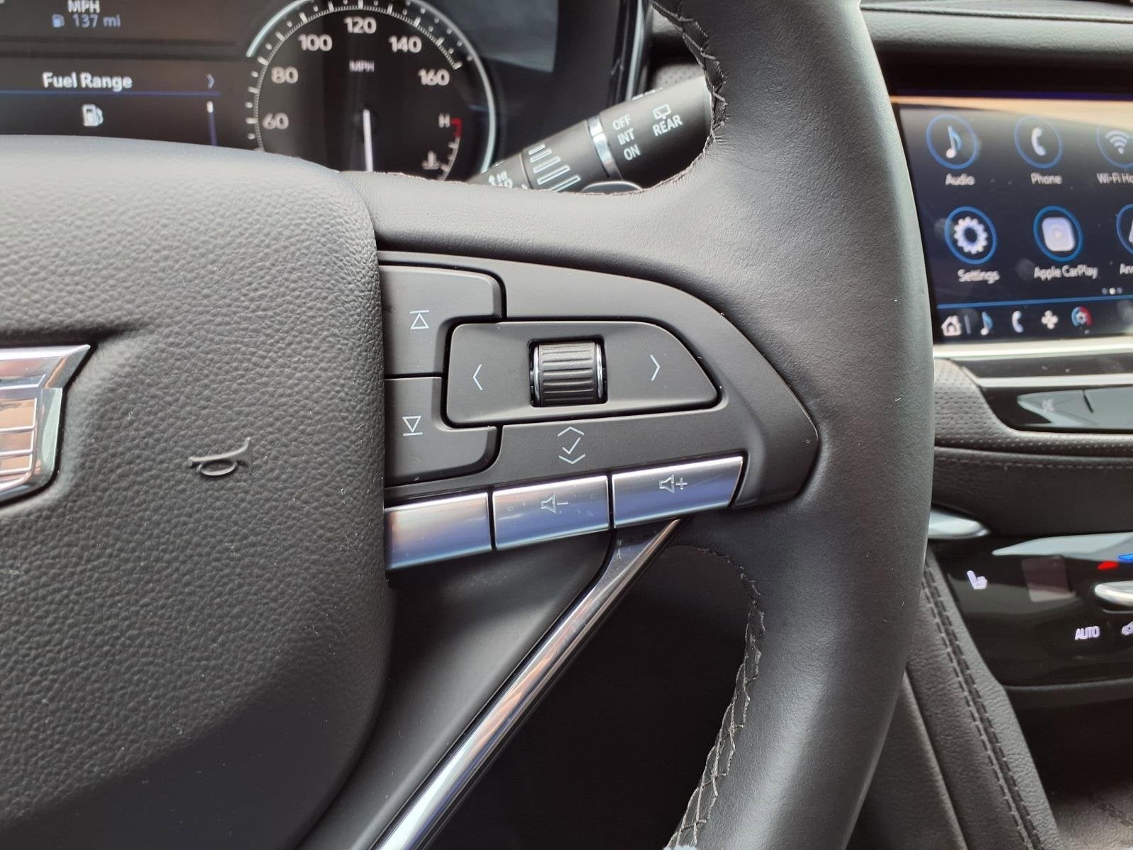 2023 Cadillac XT6 Luxury