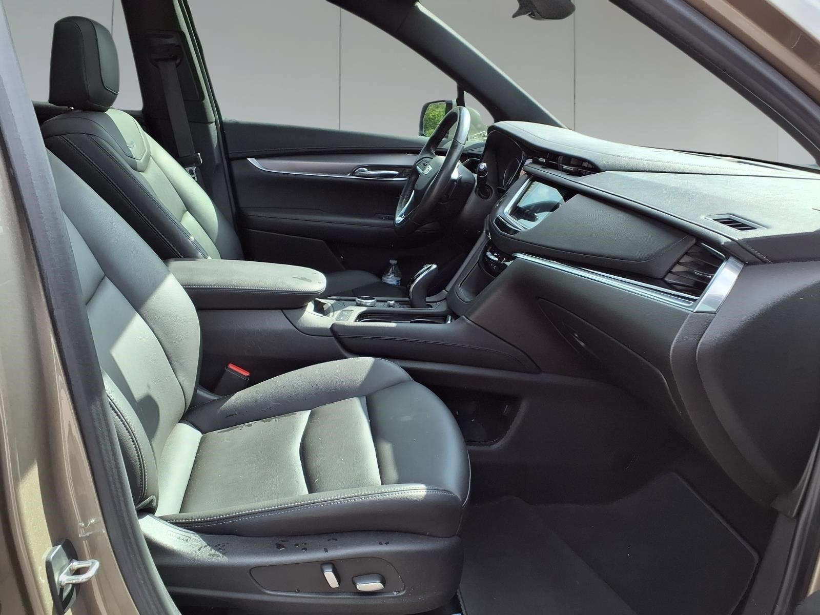 2023 Cadillac XT6 FWD Luxury