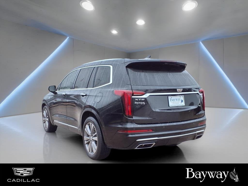 2022 Cadillac XT6 Premium Luxury