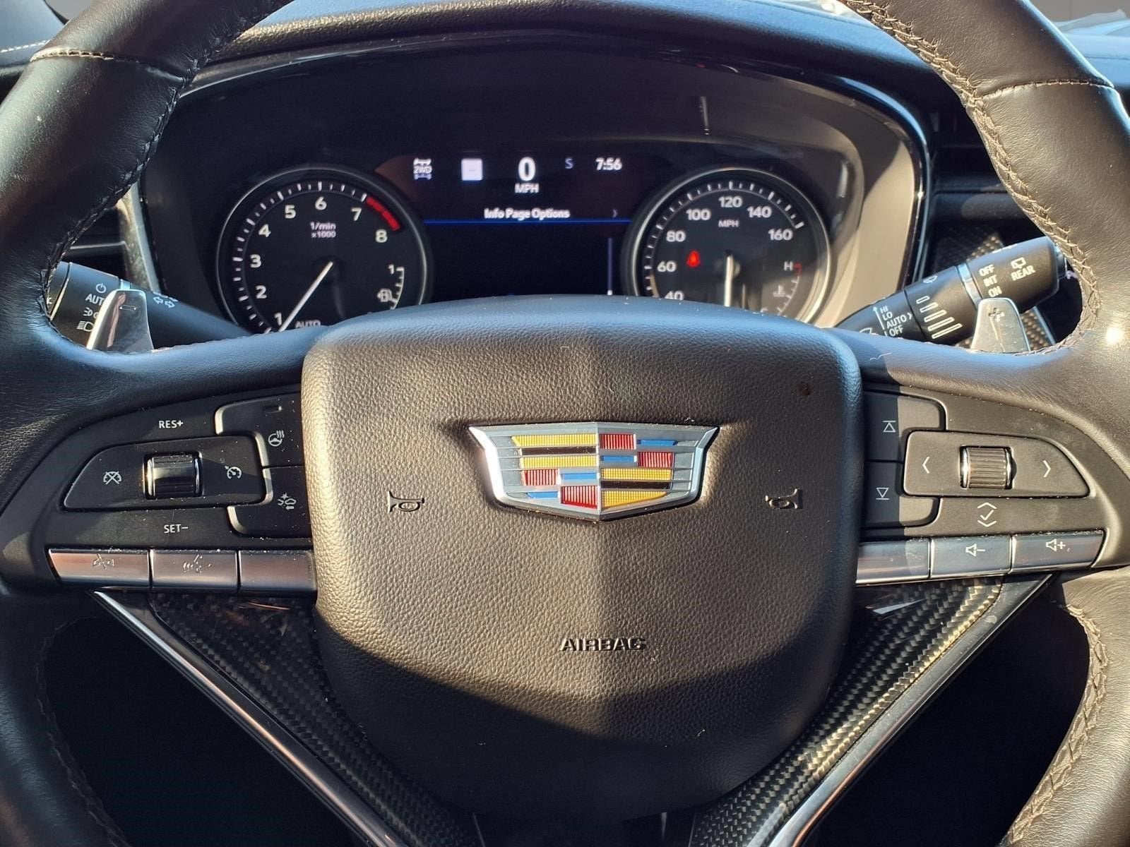 2024 Cadillac XT6 Sport