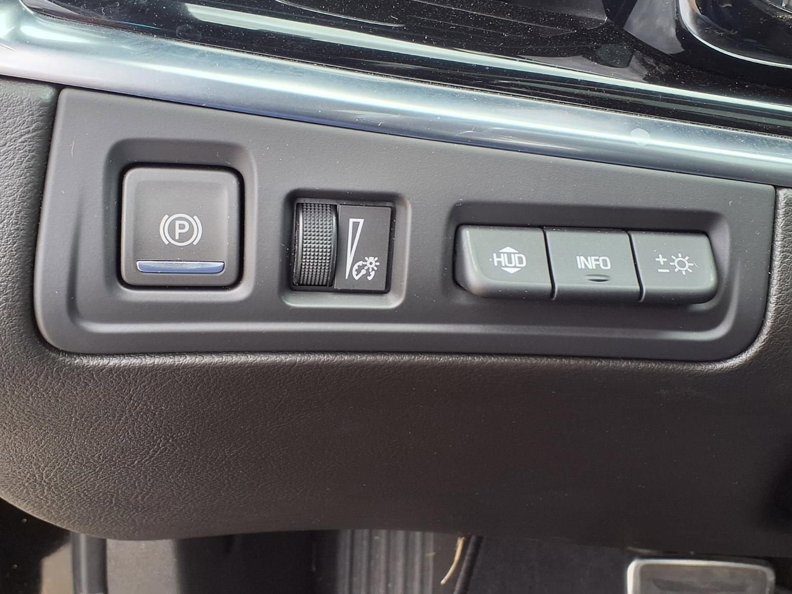 2025 Cadillac XT6 Sport