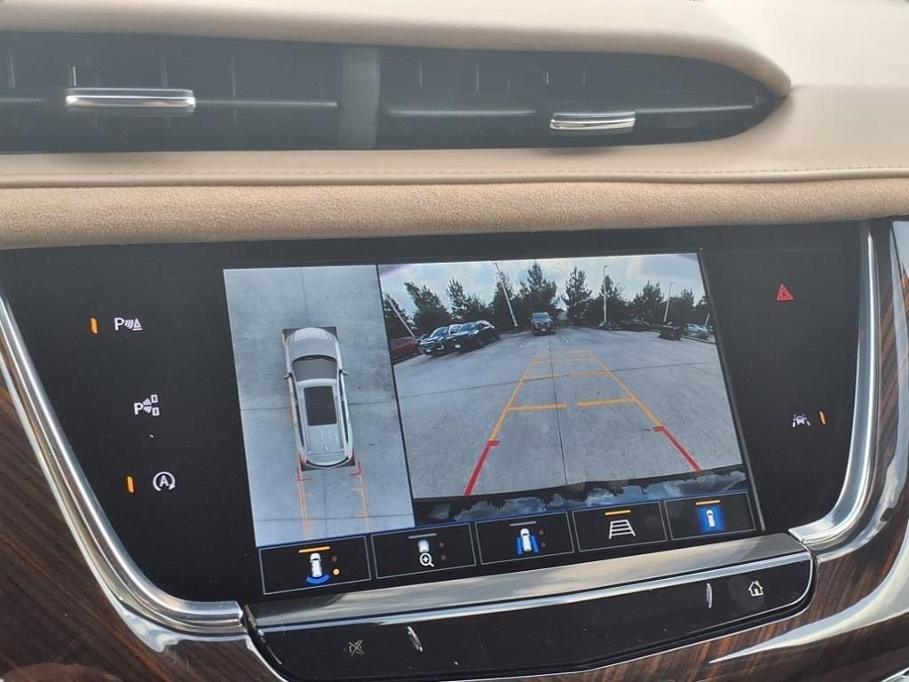 2025 Cadillac XT6 Sport