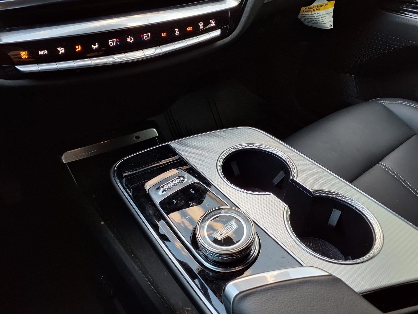 2024 Cadillac LYRIQ Tech