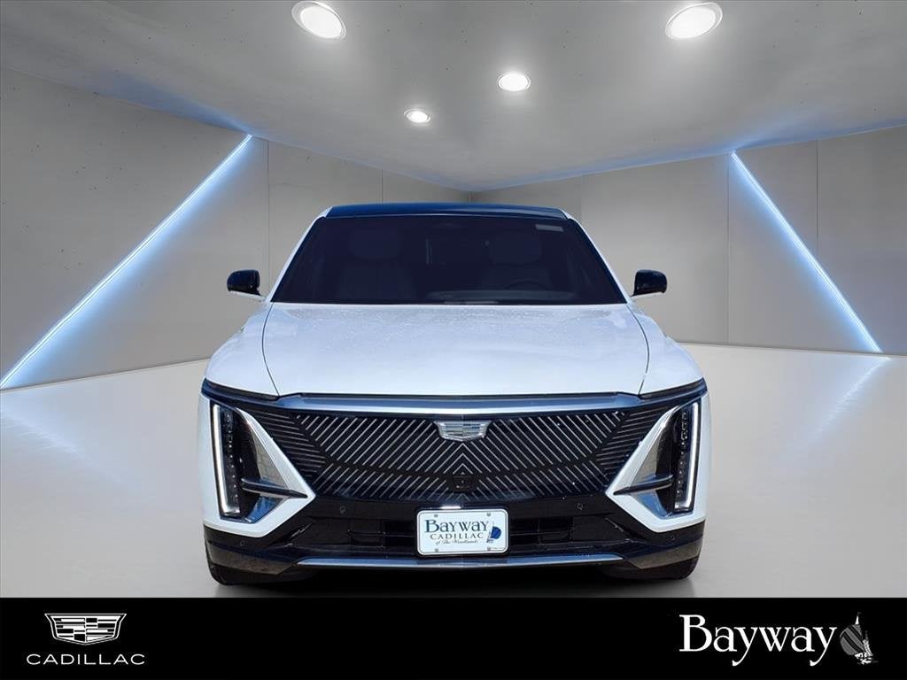 2025 Cadillac LYRIQ Luxury 1