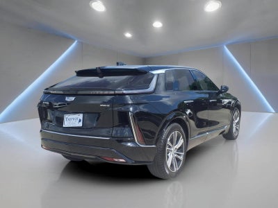 2024 Cadillac LYRIQ Luxury 1