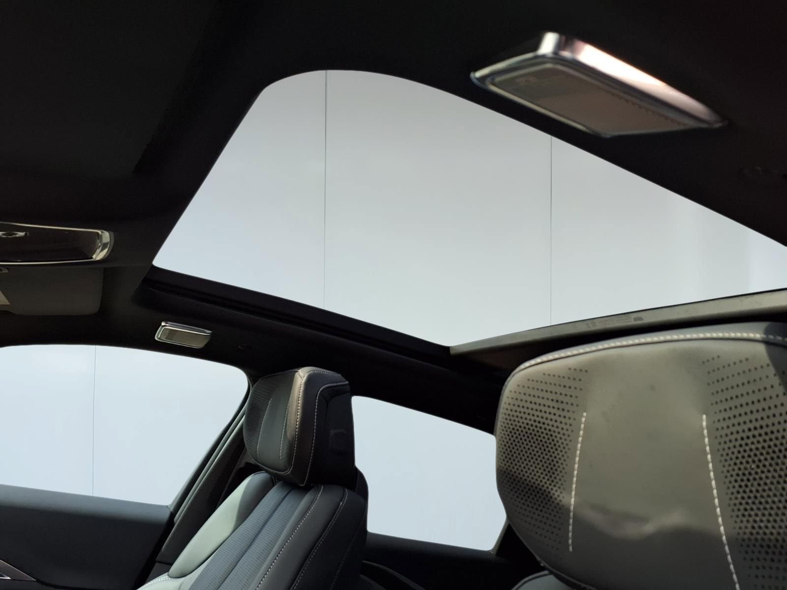 2026 Cadillac LYRIQ Premium Luxury