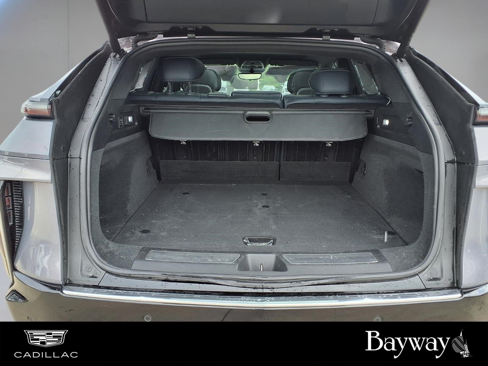 2024 Cadillac LYRIQ Luxury 3