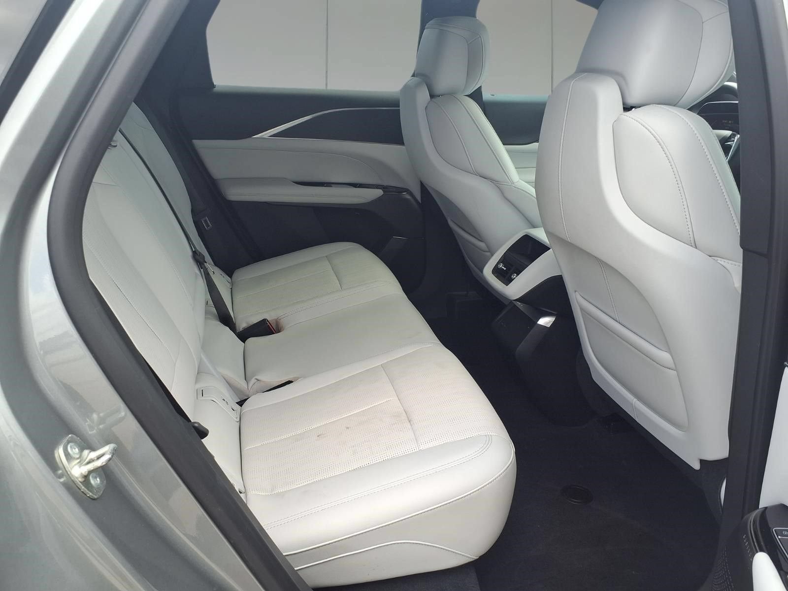 2024 Cadillac LYRIQ Sport 1