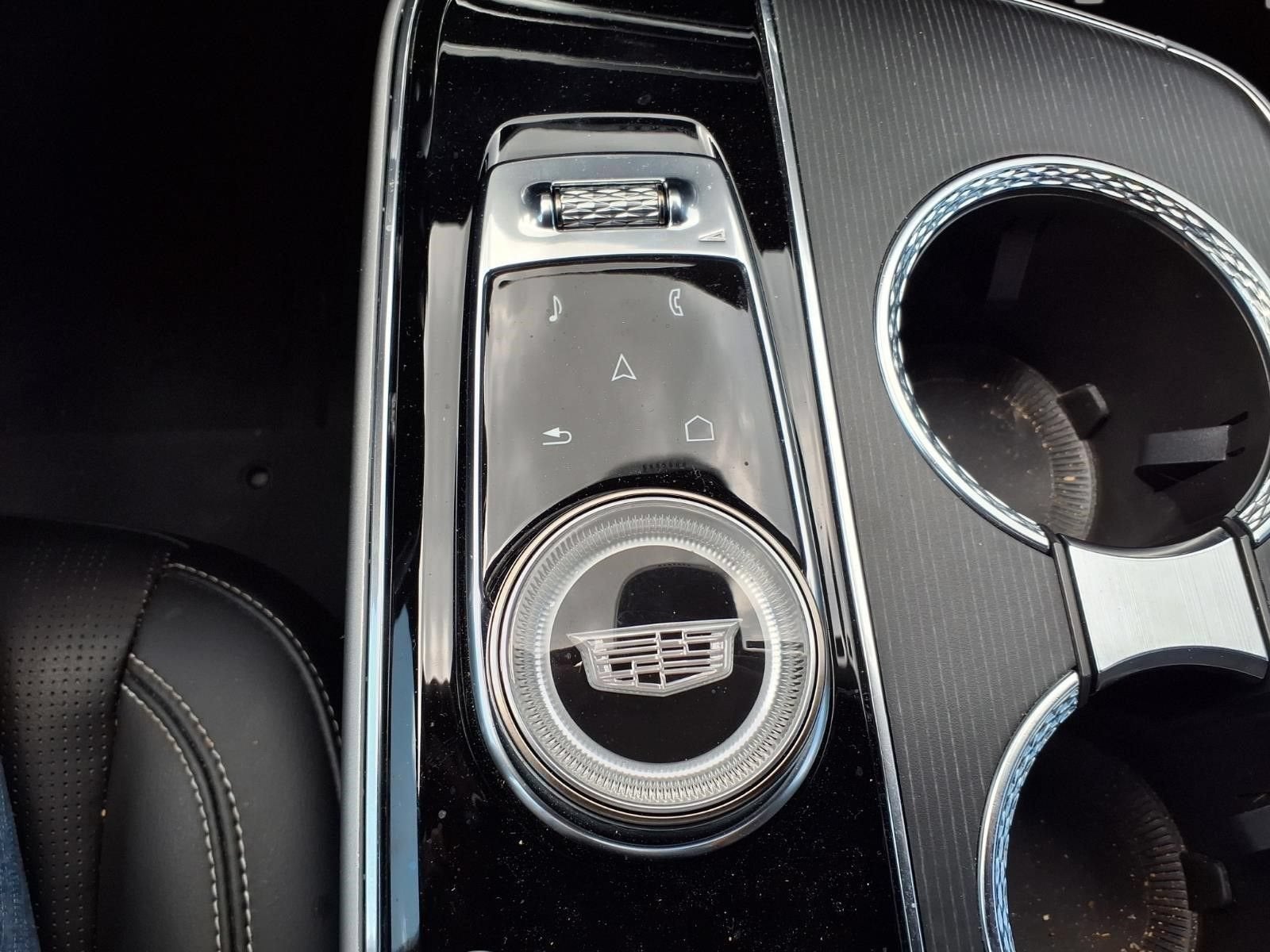 2024 Cadillac LYRIQ Sport 1