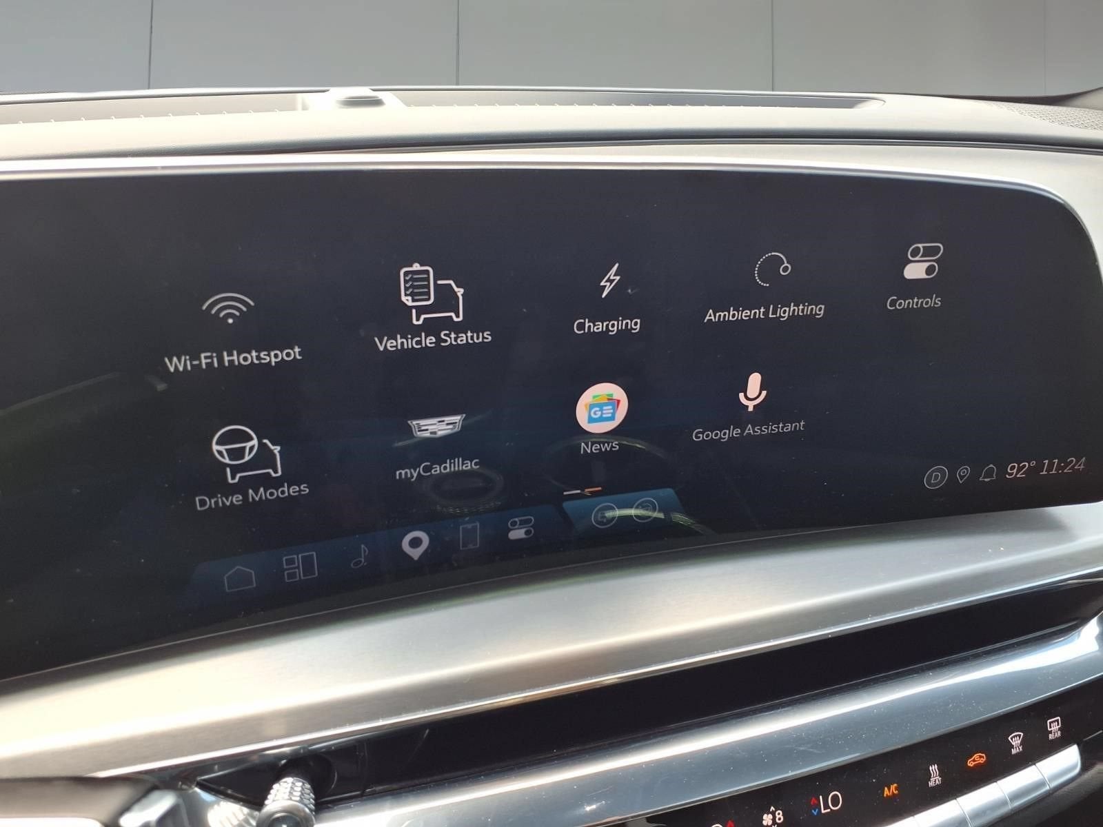 2024 Cadillac LYRIQ Sport 1