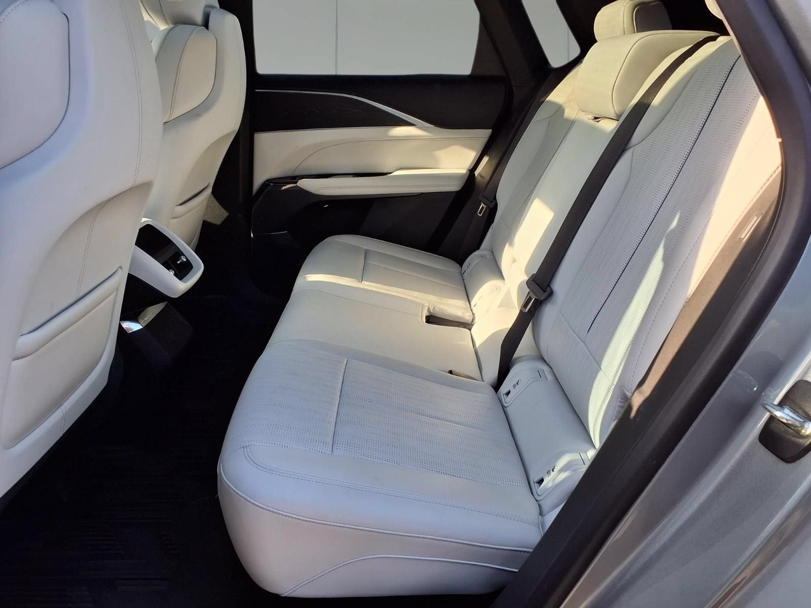 2024 Cadillac LYRIQ Sport 1