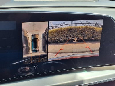 2025 Cadillac LYRIQ Luxury 3