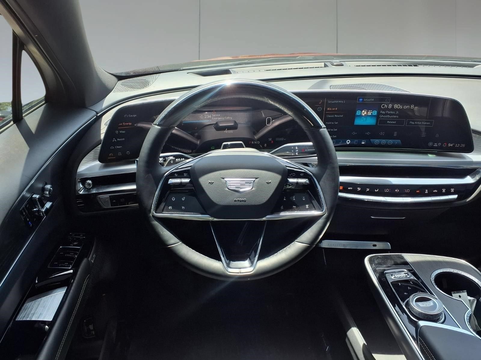 2025 Cadillac LYRIQ Luxury 3