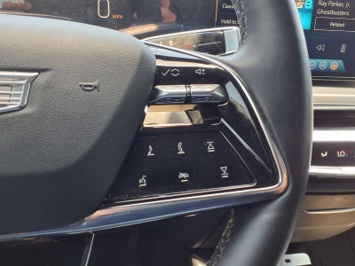 2025 Cadillac LYRIQ Luxury 3