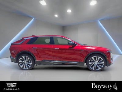2025 Cadillac LYRIQ Luxury 3