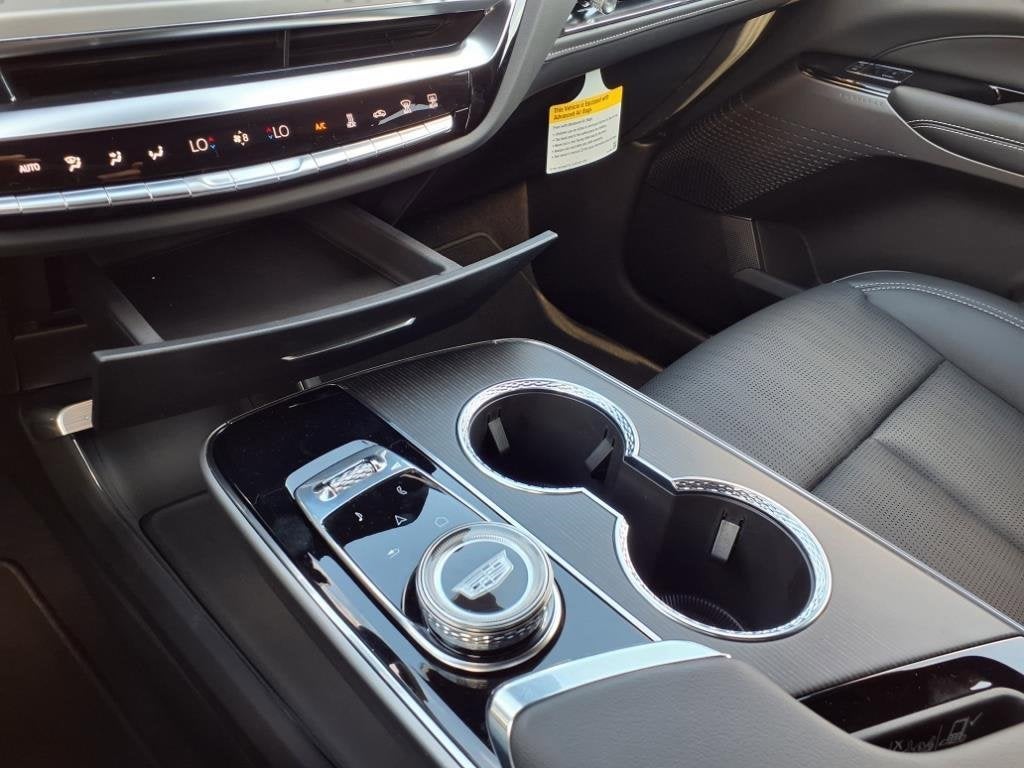 2025 Cadillac LYRIQ Sport 1