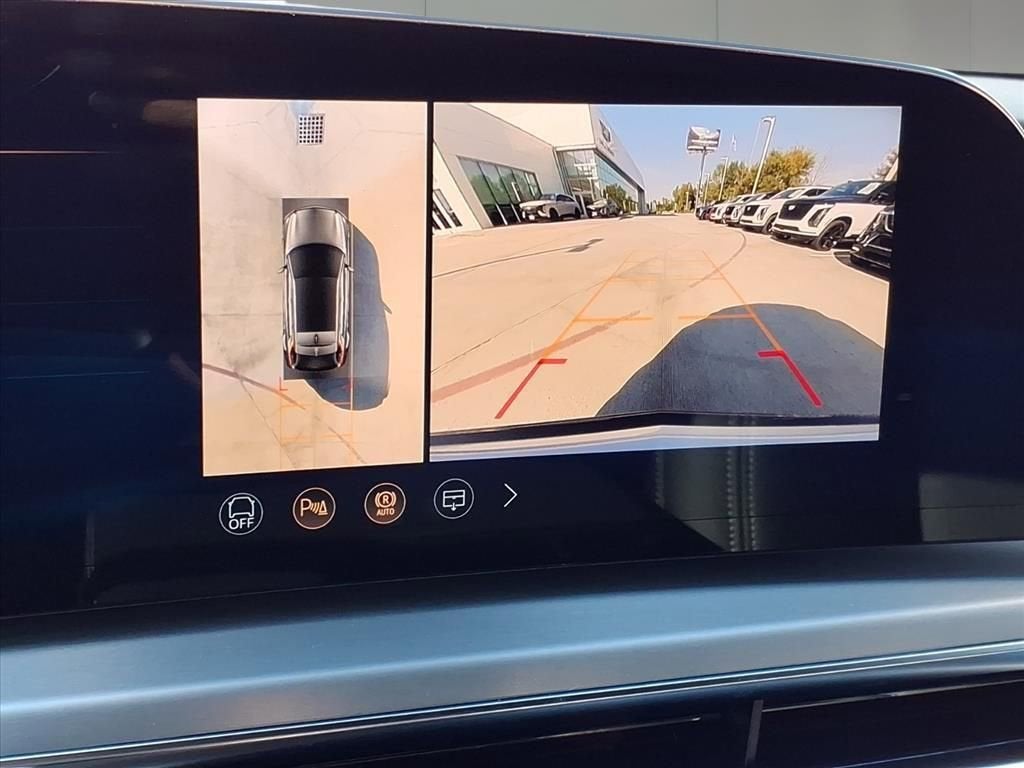 2026 Cadillac LYRIQ Sport