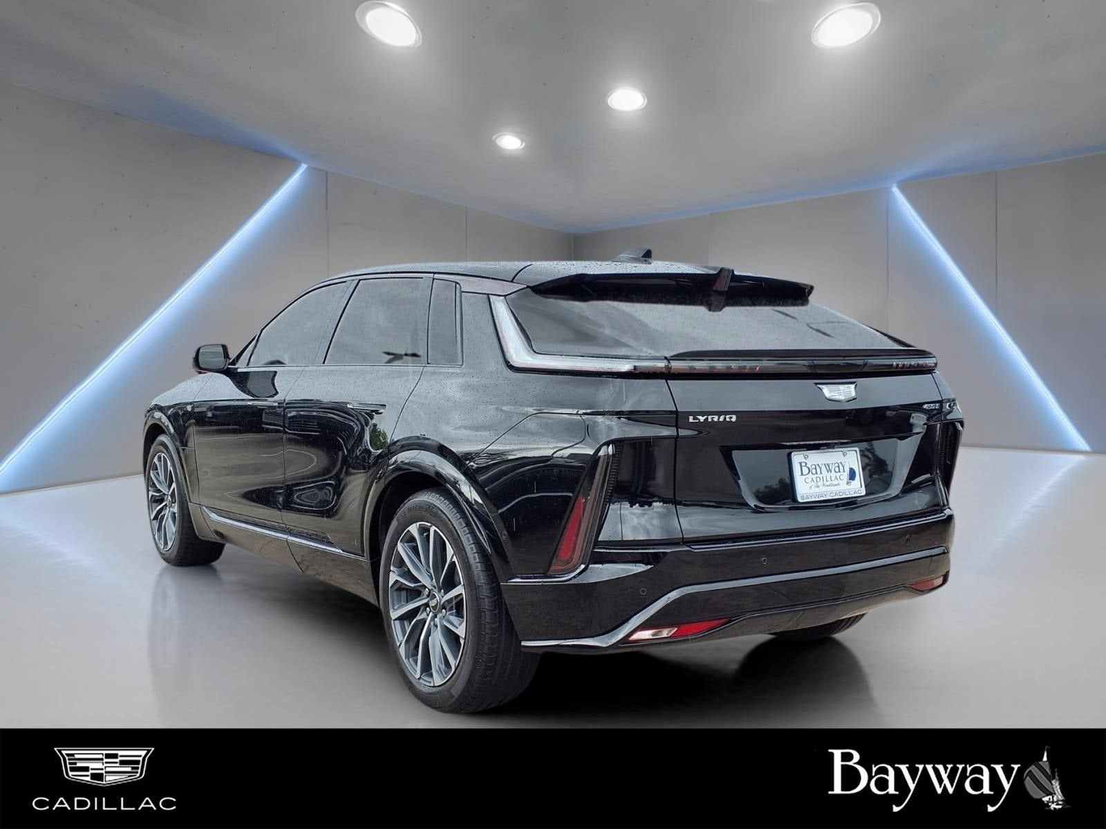 2024 Cadillac LYRIQ Sport 2