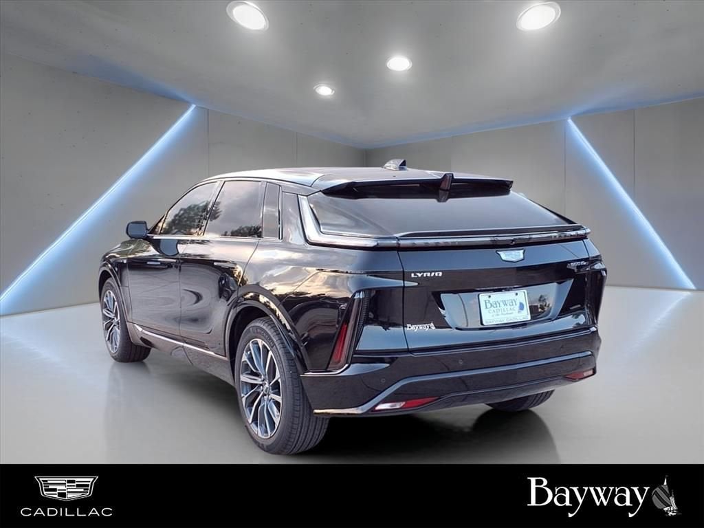 2025 Cadillac LYRIQ Sport 2