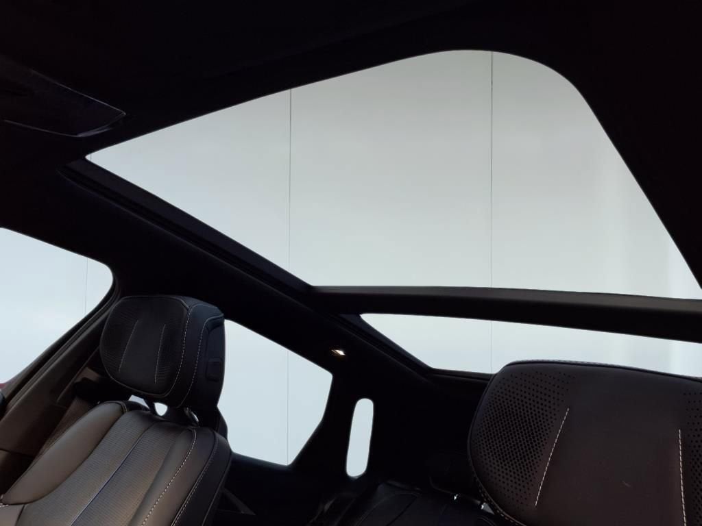 2025 Cadillac LYRIQ Sport 2