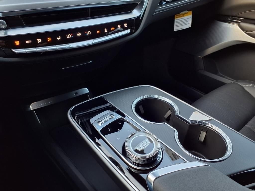 2025 Cadillac LYRIQ Sport 2