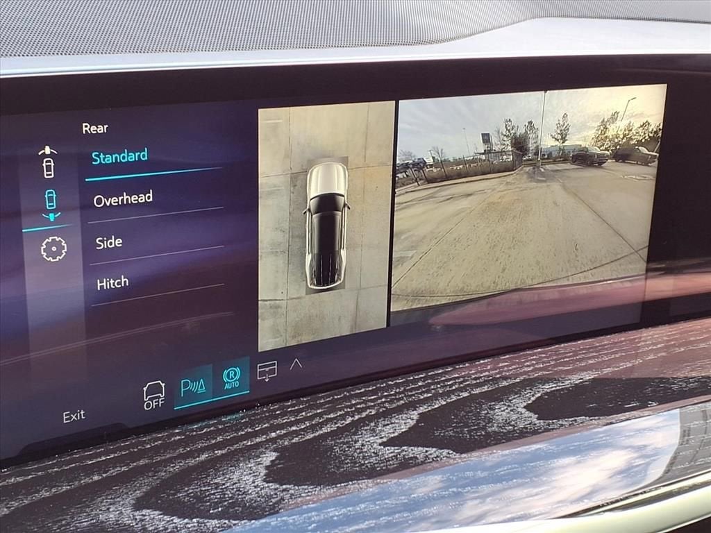 2026 Cadillac ESCALADE IQL Luxury